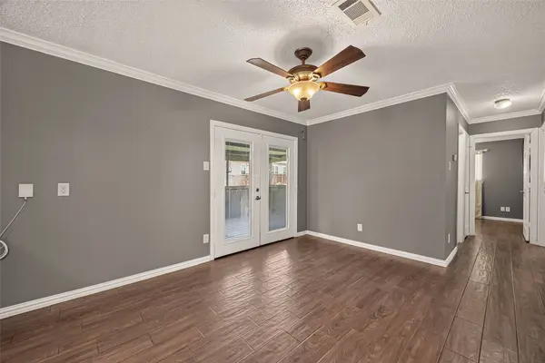 7502 Nightingale CIR, Texas City, TX 77591