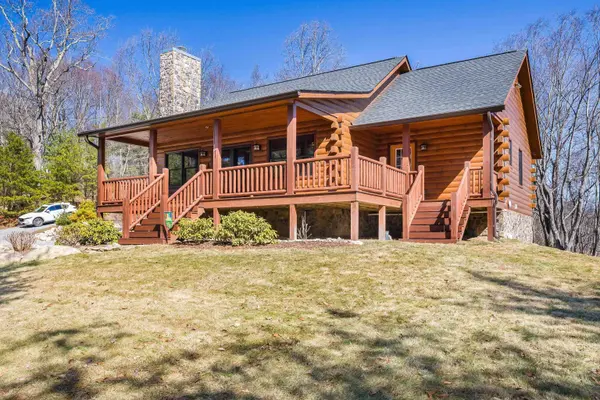 16252 CRABTREE FALLS HWY, Vesuvius, VA 24483