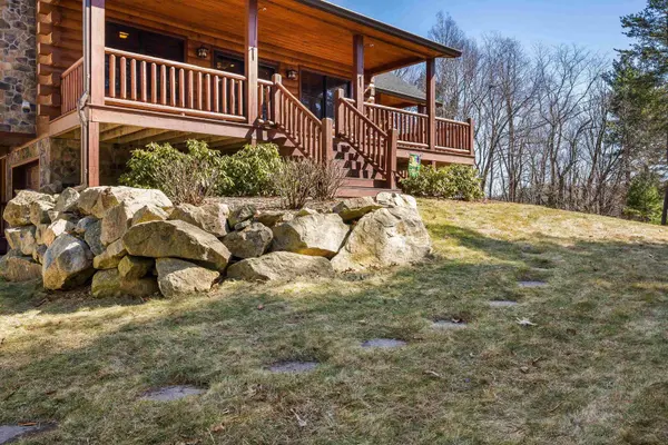 16252 CRABTREE FALLS HWY, Vesuvius, VA 24483
