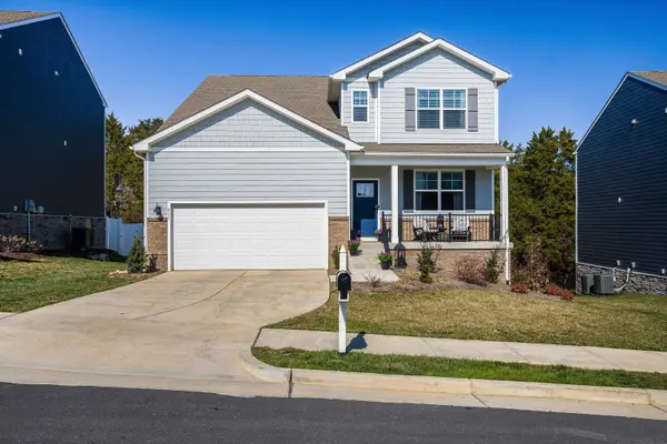411 STONEWALL JACKSON BLVD, Staunton, VA 24401