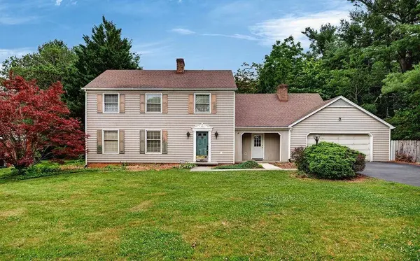 2818 PLANTATION LN, Waynesboro, VA 22980
