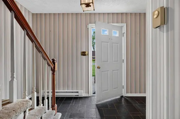2818 PLANTATION LN, Waynesboro, VA 22980