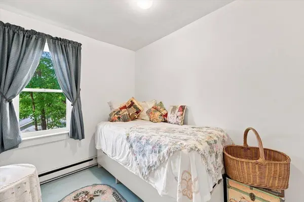 1450 ASHBY ST, Staunton, VA 24401