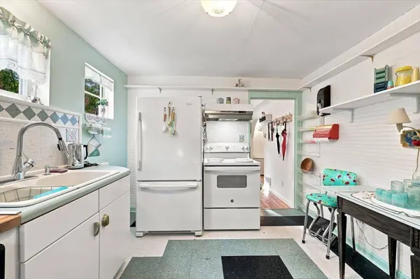 1450 ASHBY ST, Staunton, VA 24401