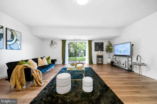 12650 DARA DR #T2, Woodbridge, VA 22192