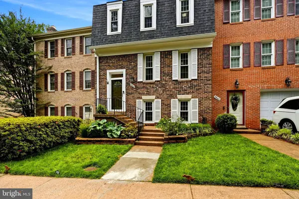 5862 KARA PL, Burke, VA 22015