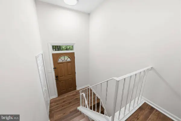 5862 KARA PL, Burke, VA 22015