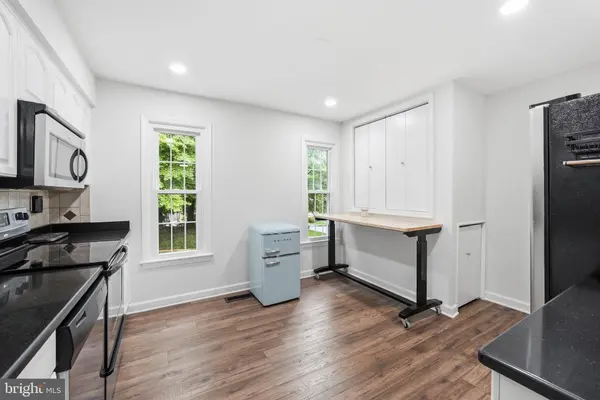 5862 KARA PL, Burke, VA 22015