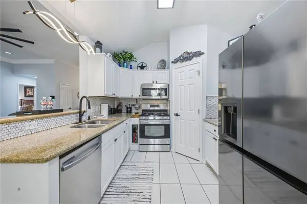 1702 Ibis CT, Bryan, TX 77807