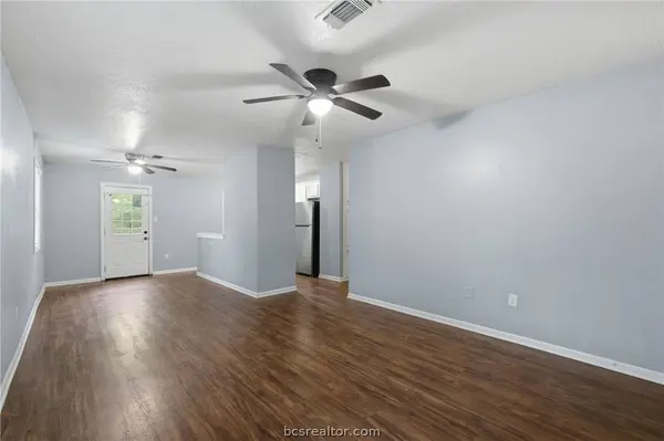 502 W 14th ST, Bryan, TX 77803