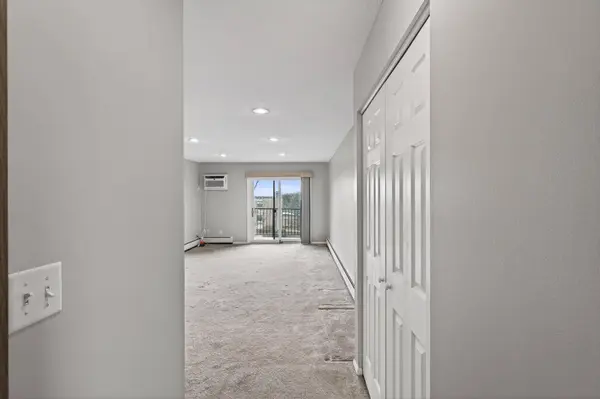 2690 Oxford ST N #239, Saint Paul, MN 55113