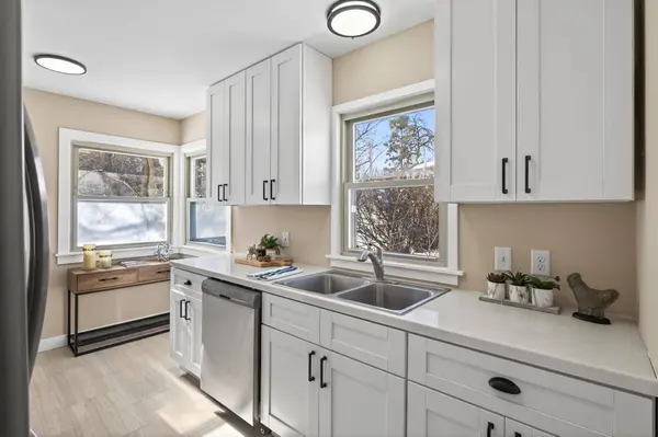 7907 W 25th ST, Minneapolis, MN 55426