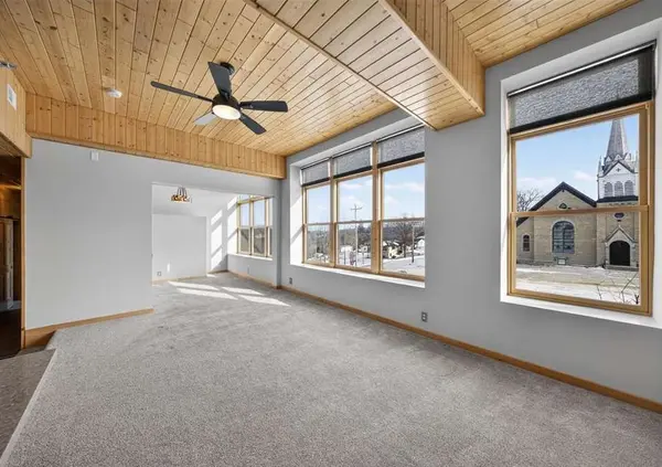 201 Ridgeview LN S #201, Lanesboro, MN 55949