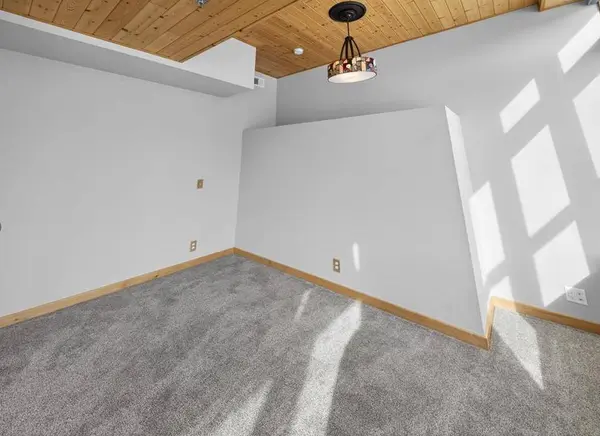 201 Ridgeview LN S #201, Lanesboro, MN 55949