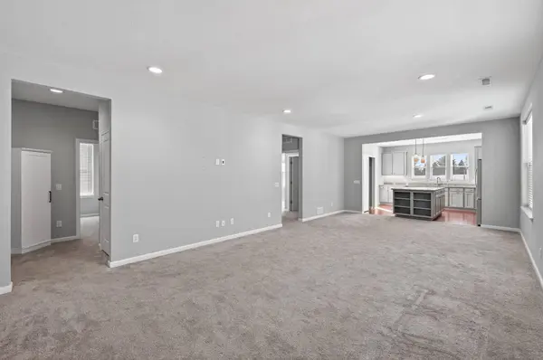 19572 102nd PL, Rogers, MN 55374