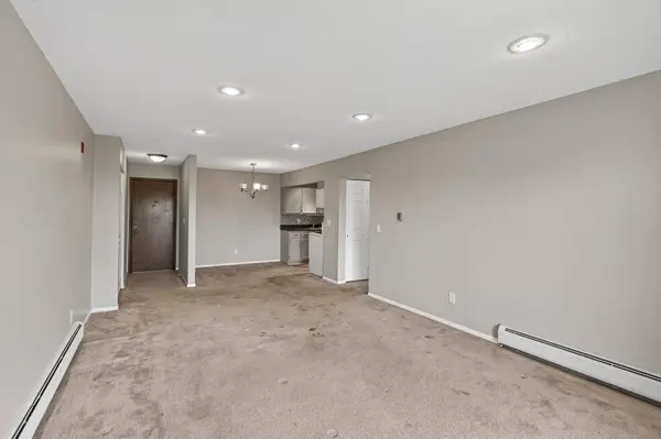 2690 Oxford ST N #239, Saint Paul, MN 55113