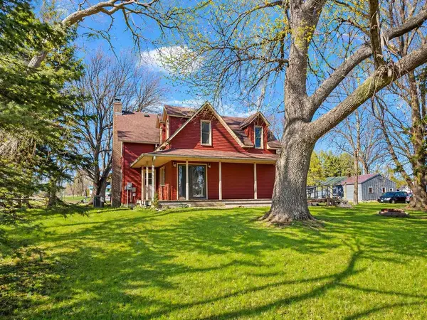 8655 8th AVE, New Auburn, MN 55366