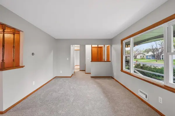 11832 Wren ST NW, Coon Rapids, MN 55433