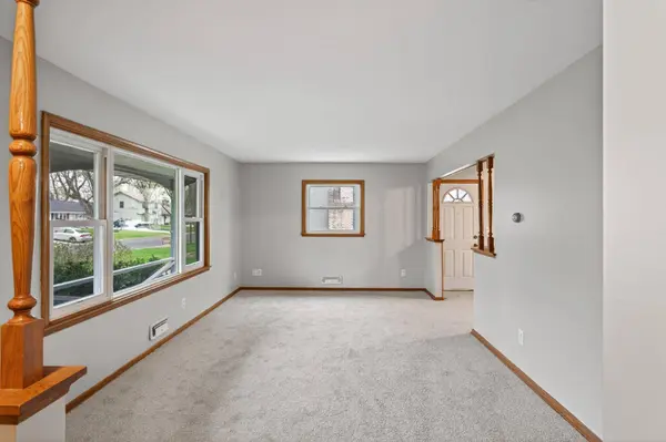 11832 Wren ST NW, Coon Rapids, MN 55433