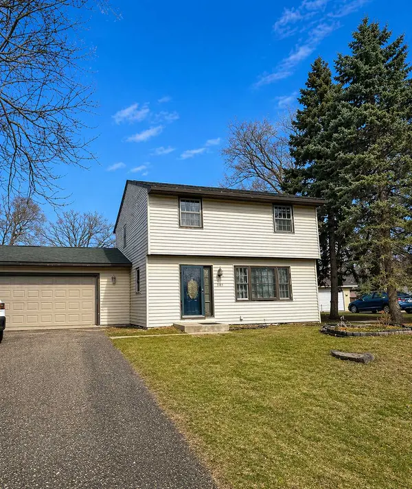 337 104th LN NE, Blaine, MN 55434