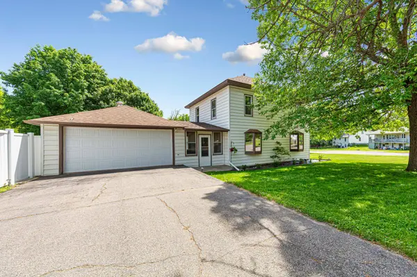 721 Chatham ST, Saint Peter, MN 56082