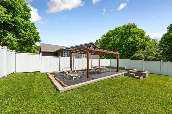 721 Chatham ST, Saint Peter, MN 56082