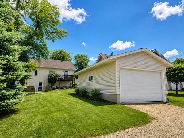 208 High AVE, Wanamingo, MN 55983