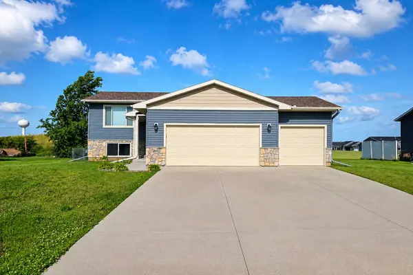 906 7th AVE, Wanamingo, MN 55983