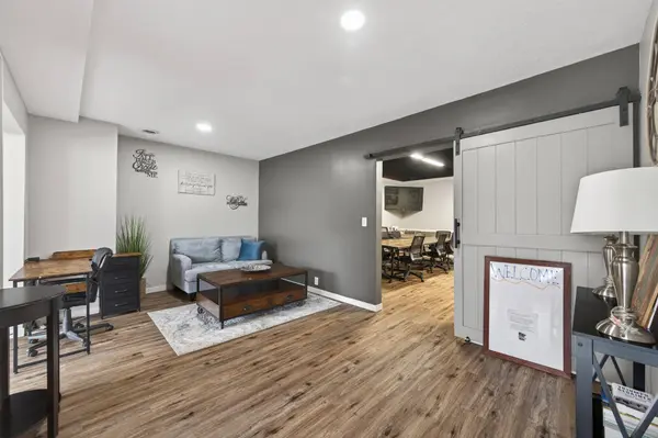 6434 Main ST, North Branch, MN 55056