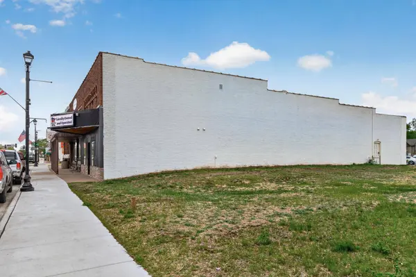 6434 Main ST, North Branch, MN 55056