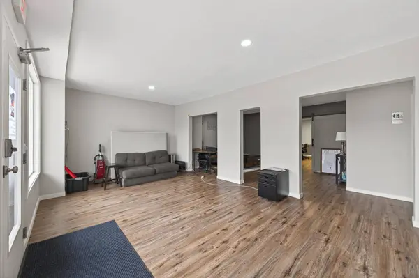 6434 Main ST, North Branch, MN 55056