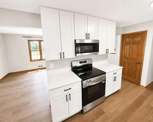 337 104th LN NE, Blaine, MN 55434