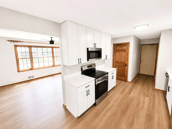 337 104th LN NE, Blaine, MN 55434