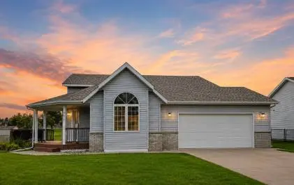 908 W 1st ST, West Concord, MN 55985