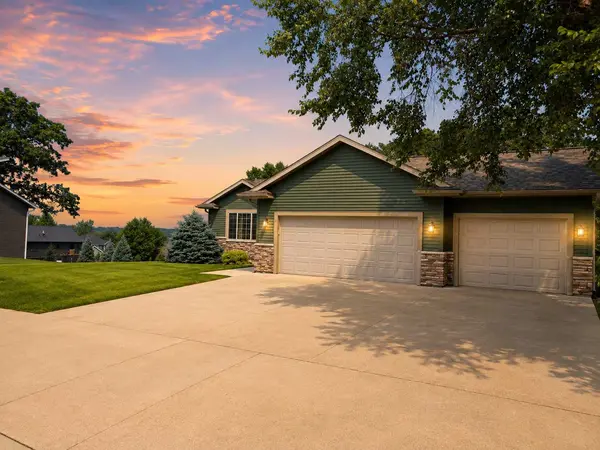 2823 Dunlap LN SE, Rochester, MN 55904