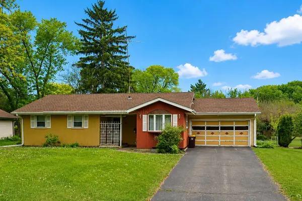 2147 Aztec LN
