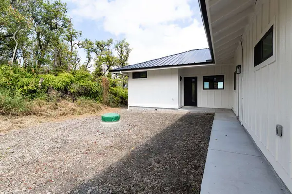 25-70 MALUMALU ST, Hilo, HI 96720