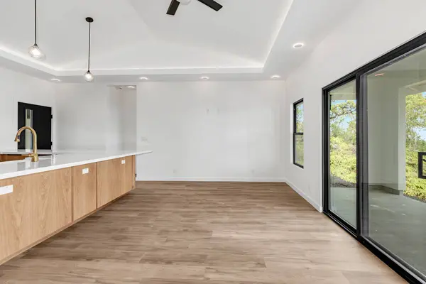 25-70 MALUMALU ST, Hilo, HI 96720