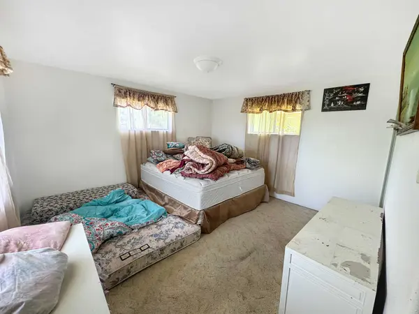 15-2046 22ND AVE, Keaau, HI 96749