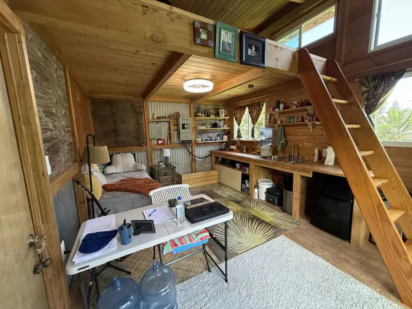 29 W POHAKUPELE LP, Pahoa, HI 96778