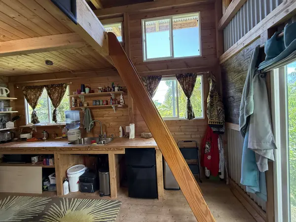 29 W POHAKUPELE LP, Pahoa, HI 96778
