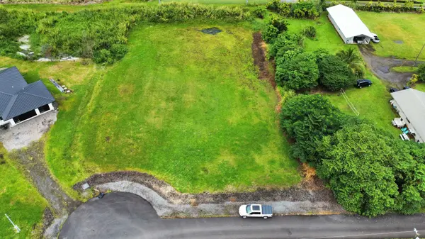 3734 UKA PL, Hilo, HI 96720