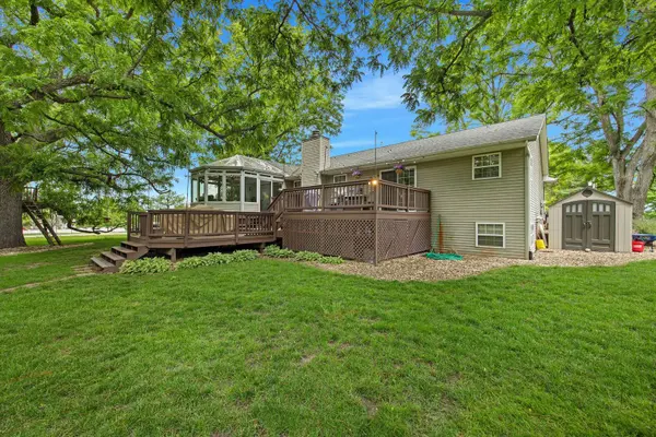 1297 N Forrest DR, Metamora, IL 61548
