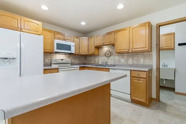 4293 Mill Ridge CIR, Eau Claire, WI 54703