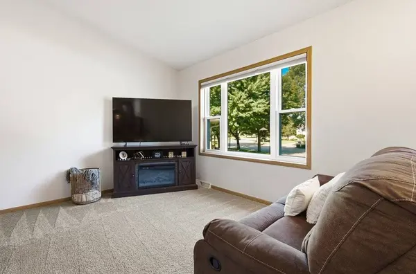 4309 Pine Meadow DR, Eau Claire, WI 54701