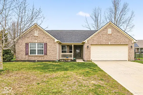 8112 Elsen RDG, Avon, IN 46123