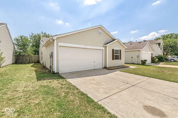 6647 Everbloom LN, Indianapolis, IN 46217
