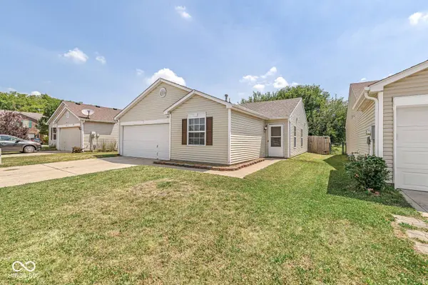 6647 Everbloom LN, Indianapolis, IN 46217