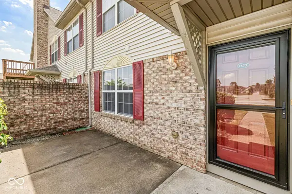 1153 Blackthorne, Plainfield, IN 46168