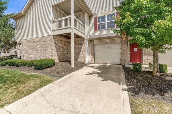 1153 Blackthorne, Plainfield, IN 46168